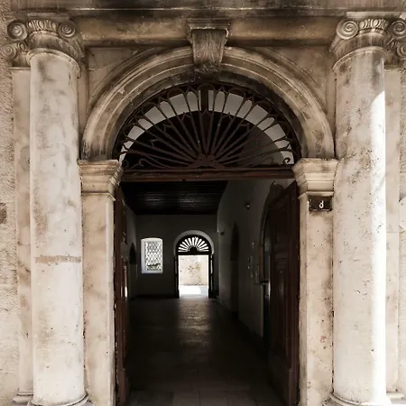 Konukevi Dezign Superior & Zadar