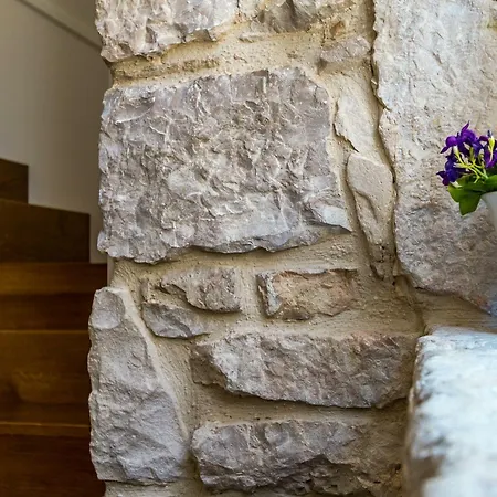 Gasthof Dezign Superior Apartments&rooms