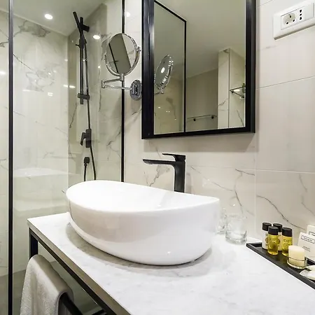 Pensjonat Dezign Superior & 4*