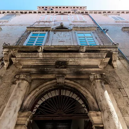 ゲストハウス Dezign Superior &