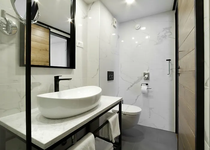 Dezign Superior & 4* Задар